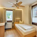 Hotel-restaurant Ehses 젤틴겐라티그