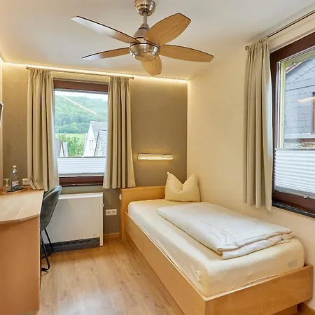 Hotel-restaurant Ehses زلتنغن راختخ